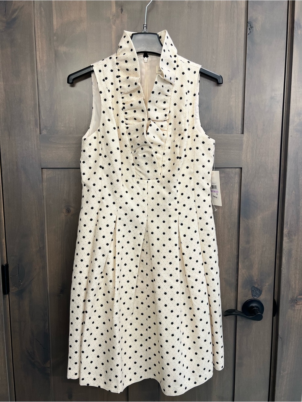 Sleeveless Textured Cream Polka Dot Ruffle Front Dress - Picture 8 of 10